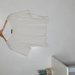 Freshman 1996 White Lace Sleeve Cropped Tee — Women’s Medium